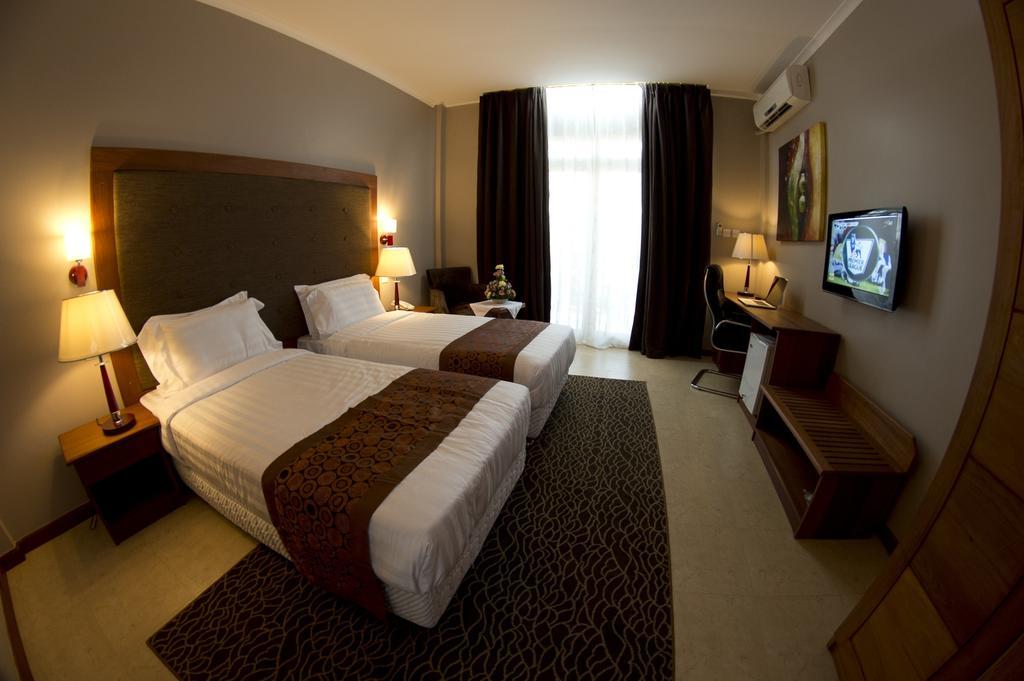 Seascape Hotel Dar es Salaam Room photo