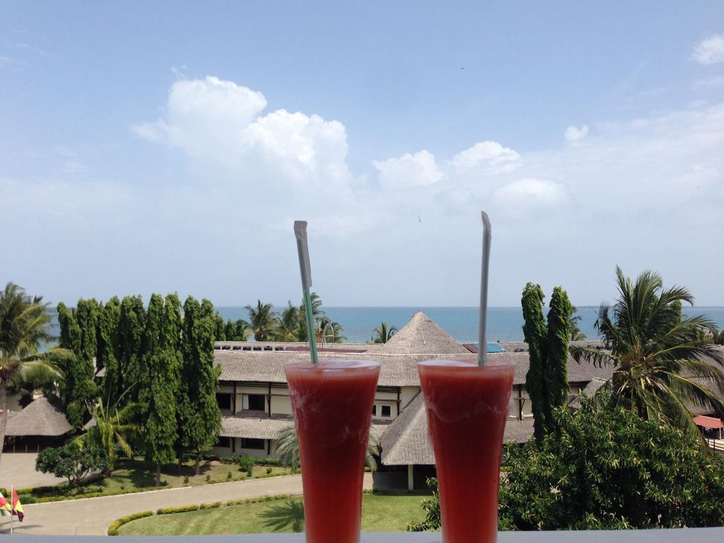 Seascape Hotel Dar es Salaam Exterior photo